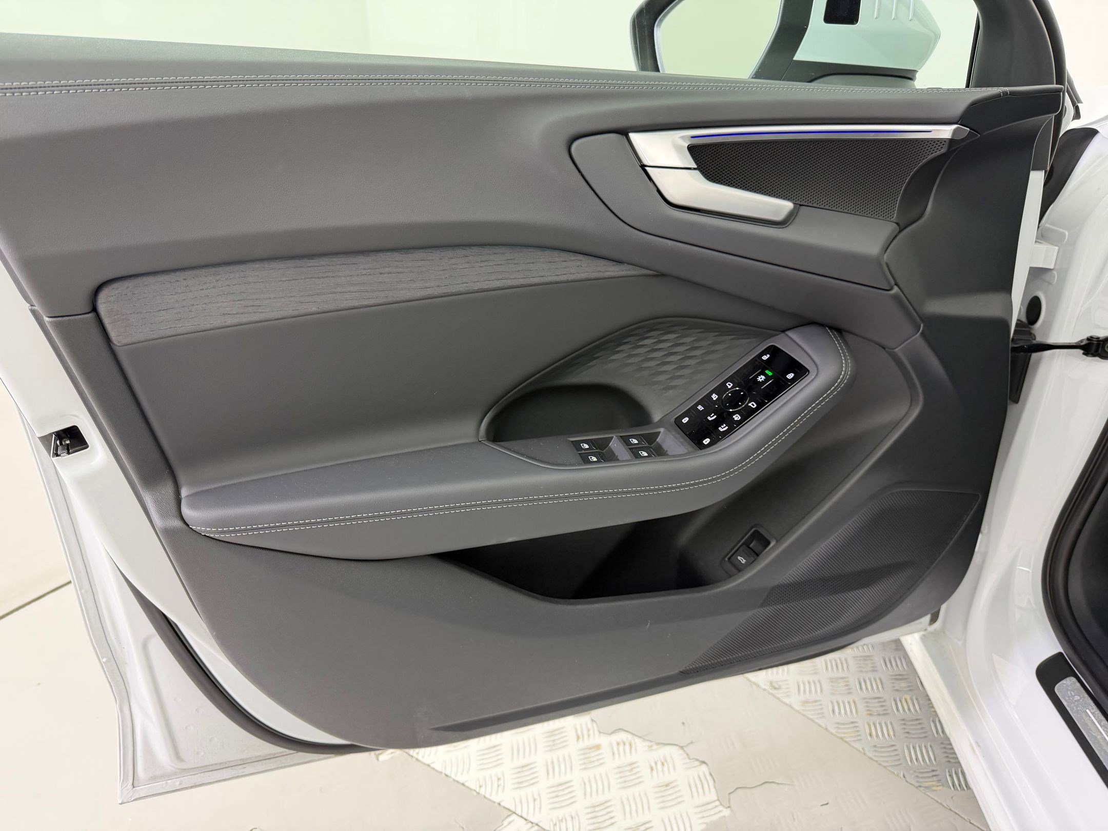 Certified 2025 Audi A5 2.0T Premium w/ Convenience Package image 14