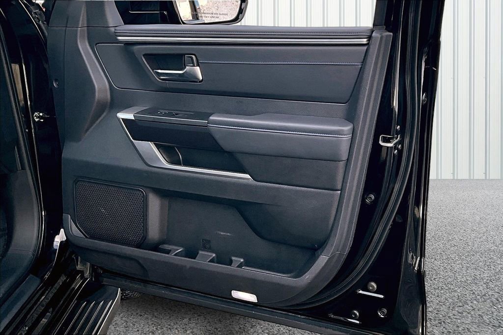 Used 2023 Toyota Sequoia Platinum image 29