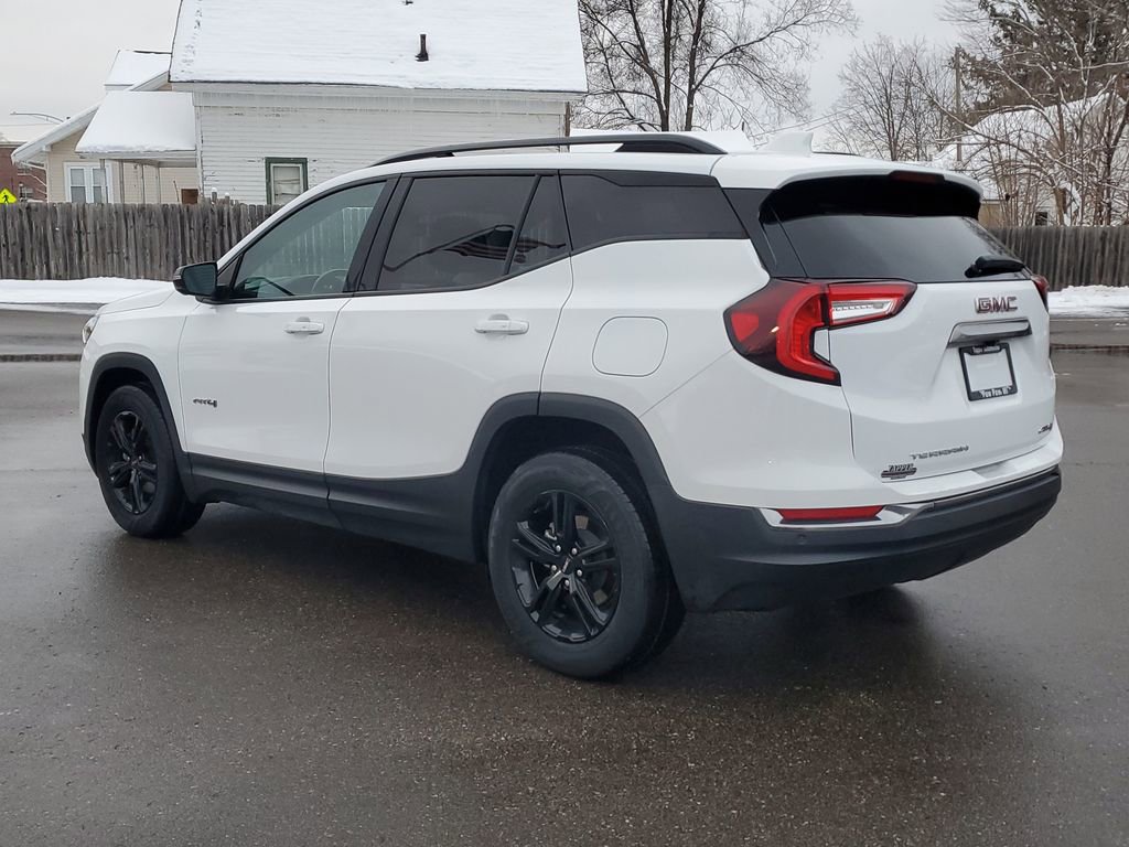 Used 2022 GMC Terrain AT4 w/ Infotainment Package II image 4