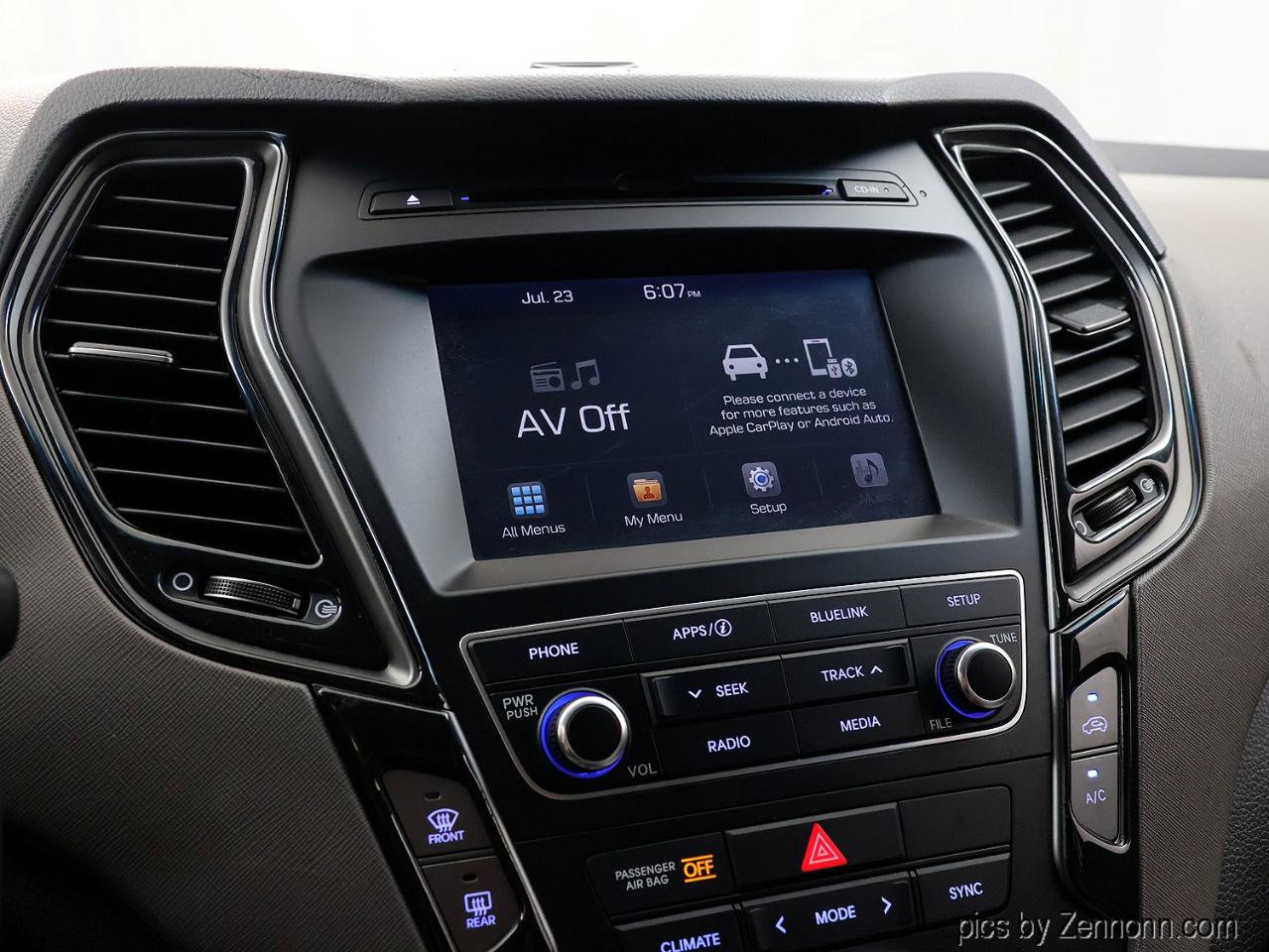 Used 2017 Hyundai Santa Fe Sport FWD image 18
