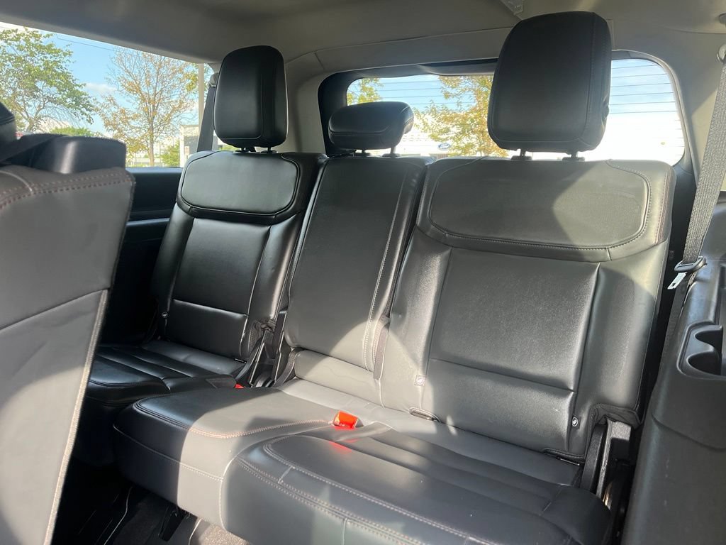 Used 2025 Ford Expedition Max Active AWD/4WD image 17