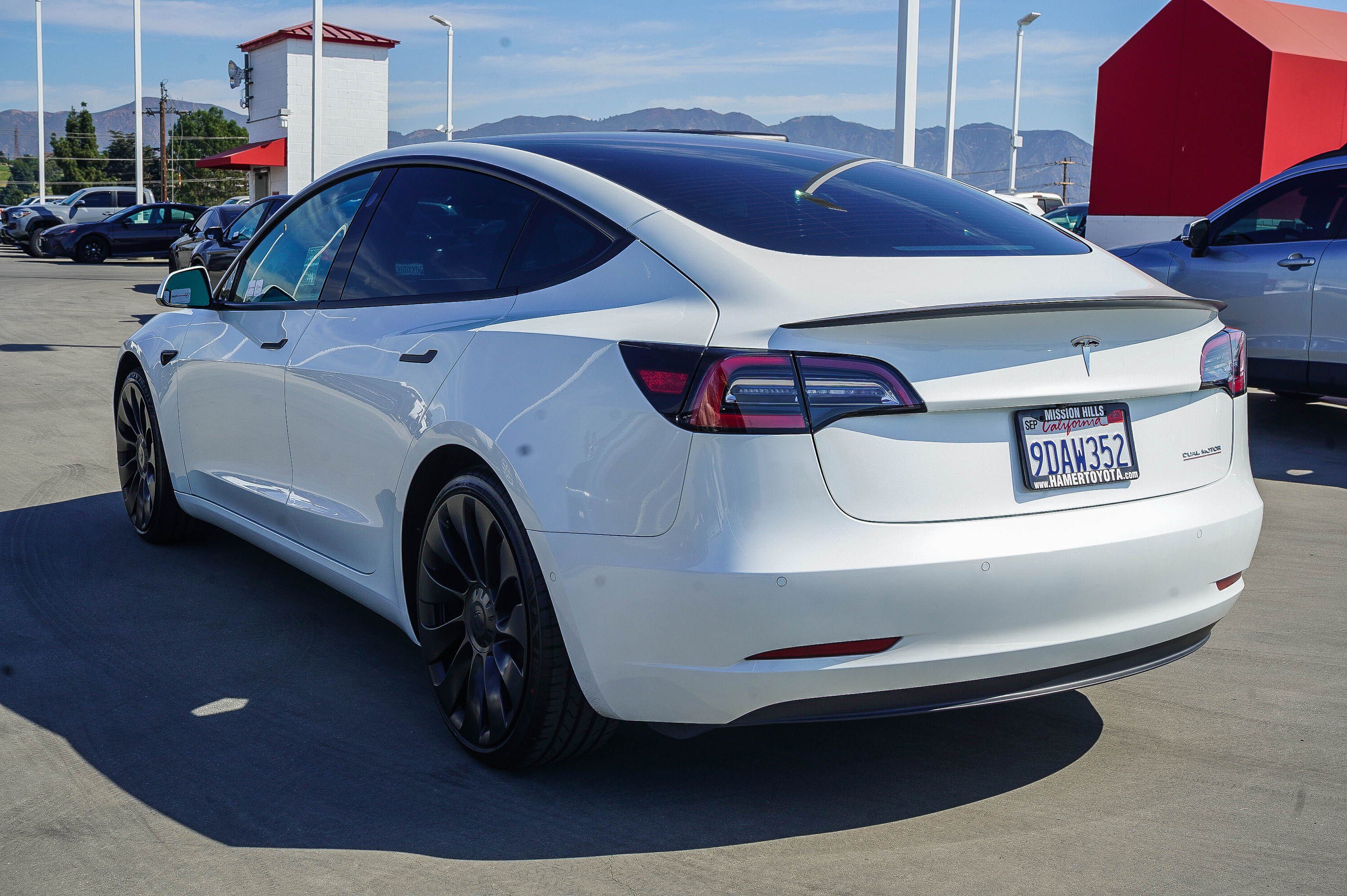 Used 2022 Tesla Model 3 Performance AWD/4WD image 5