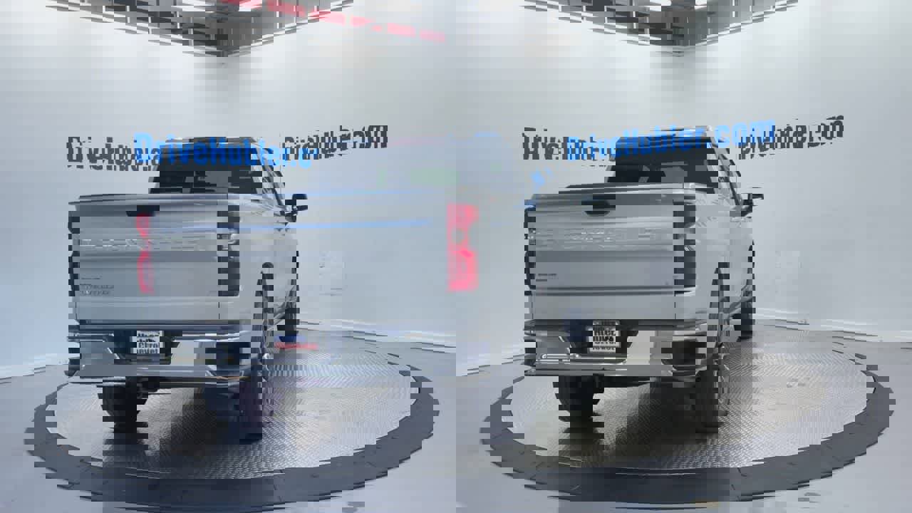 Used 2022 Chevrolet Silverado 1500 LT image 2