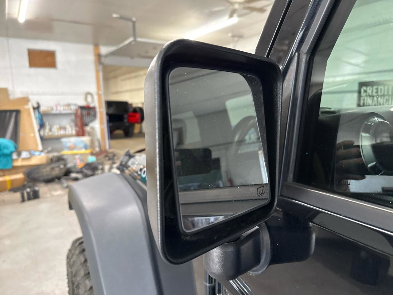 Used 2015 Jeep Wrangler Rubicon w/ Power Convenience Group AWD/4WD image 73