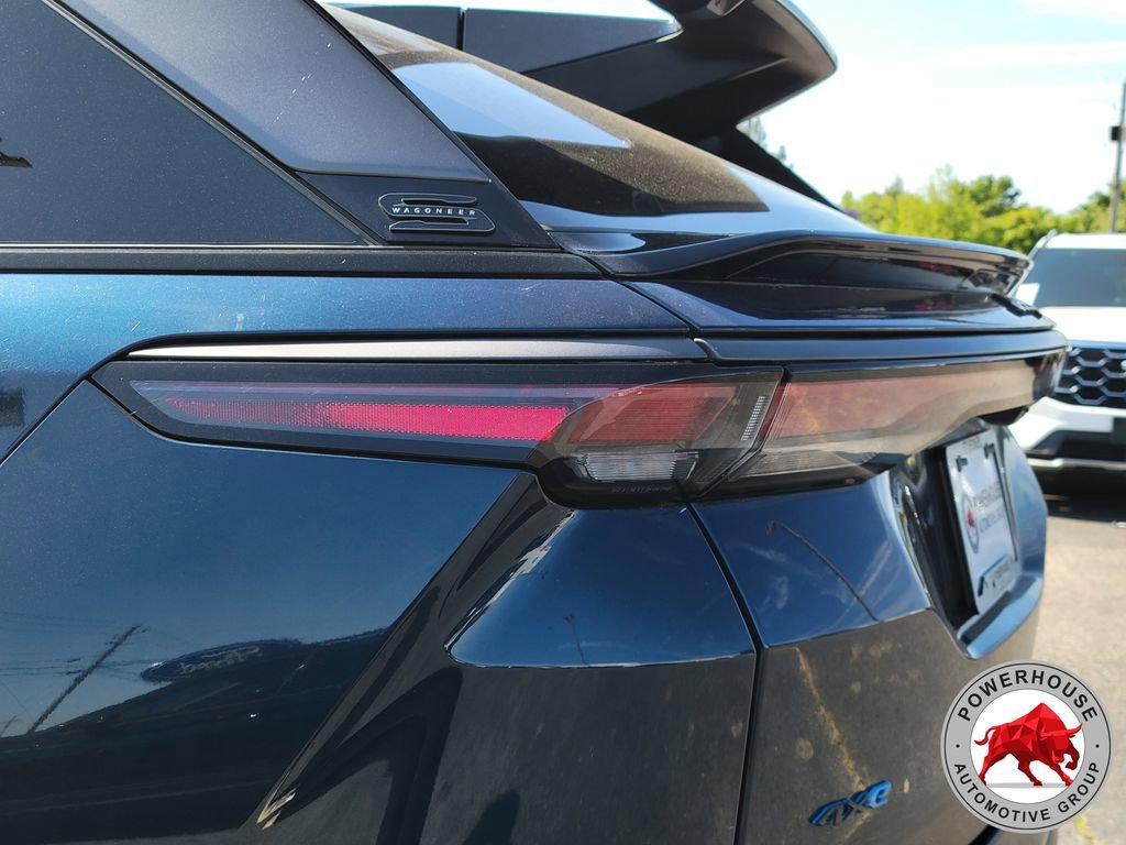 Used 2024 Jeep Wagoneer Launch Edition image 13