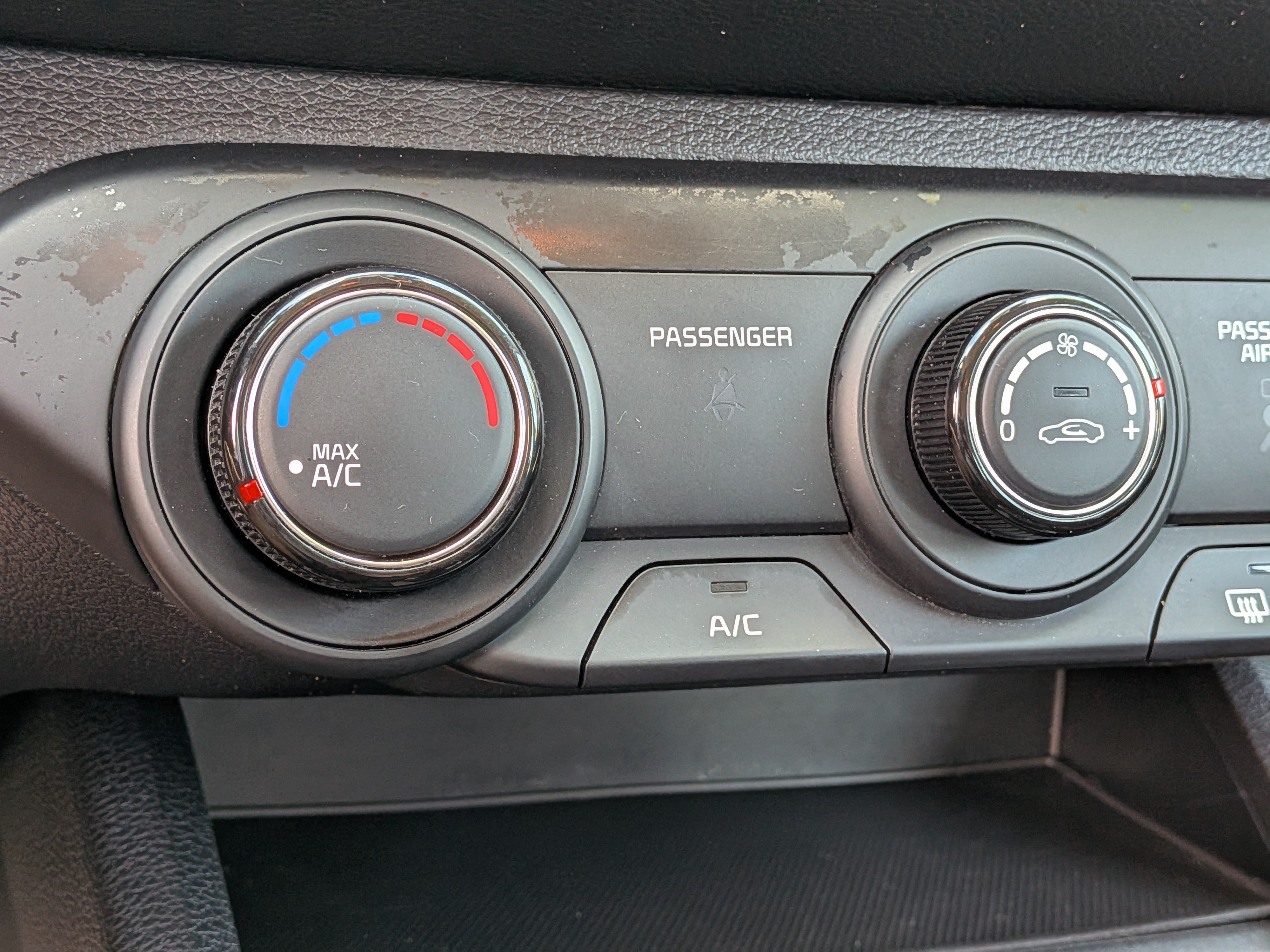 Used 2024 Kia Forte LXS FWD image 33
