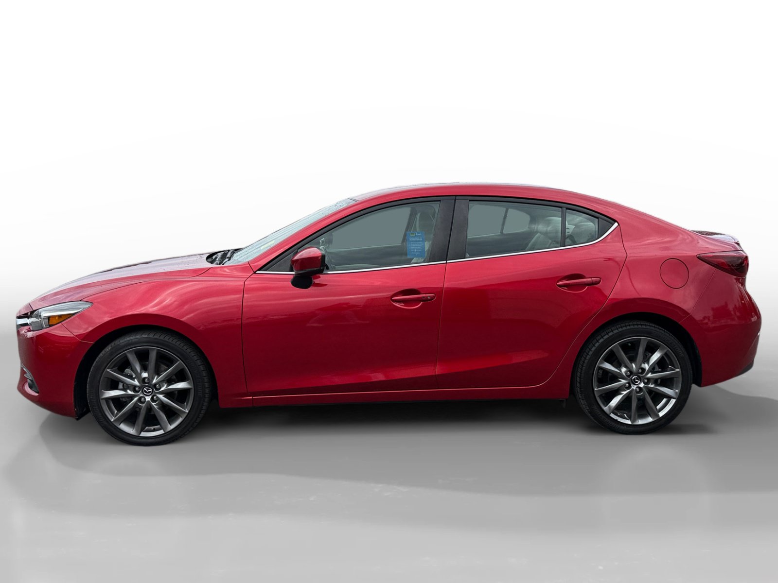 Used 2018 MAZDA MAZDA3 Grand Touring FWD image 2