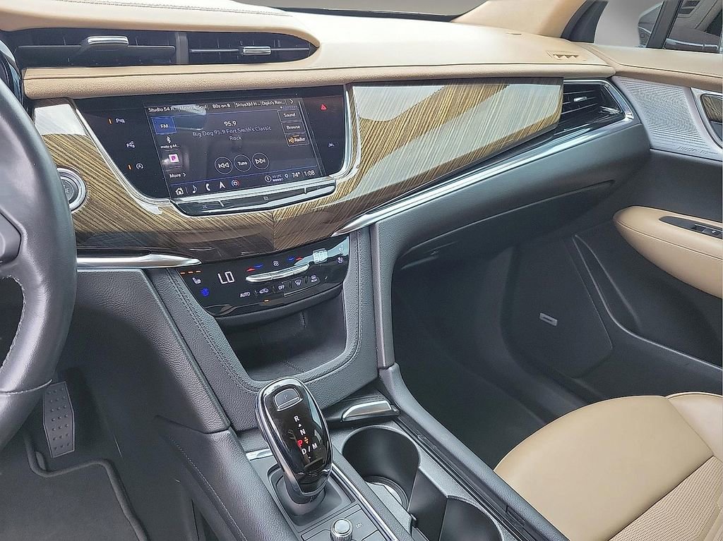 Used 2021 Cadillac XT6 Premium Luxury w/ Platinum Package AWD/4WD image 20