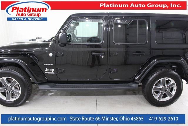 Used 2019 Jeep Wrangler Unlimited Sahara w/ Safety Group AWD/4WD image 2