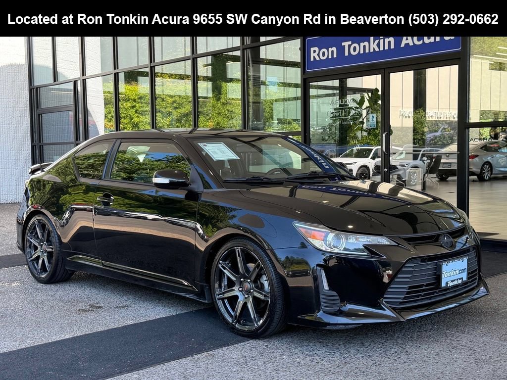 Used 2014 Scion tC FWD image 1
