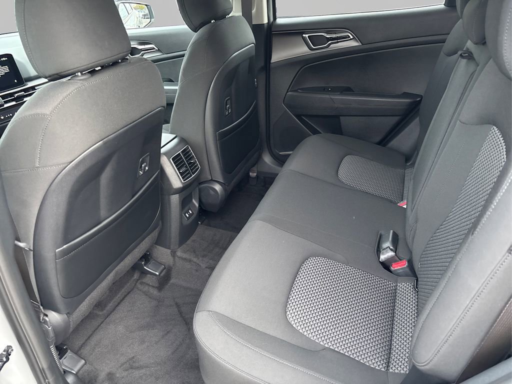 New 2026 Kia Sportage S image 10