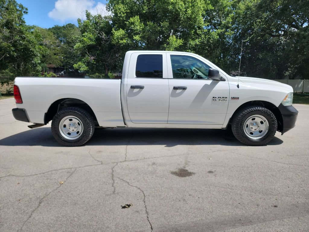 Used 2015 RAM 1500 Tradesman RWD image 9
