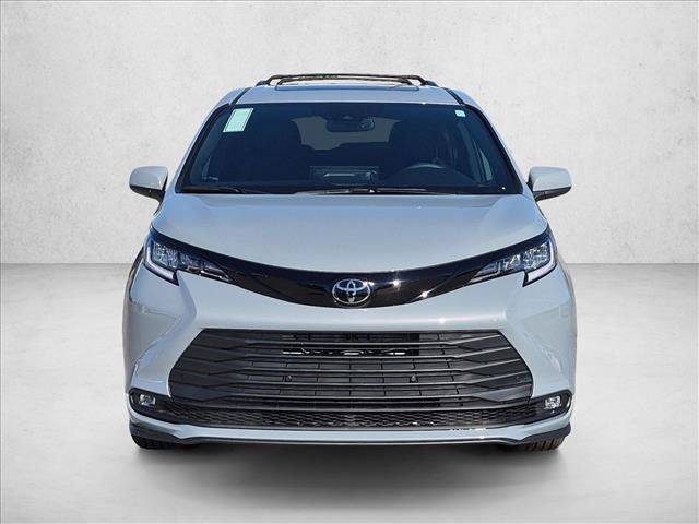 New 2026 Toyota Sienna XLE Woodland Edition AWD/4WD image 6