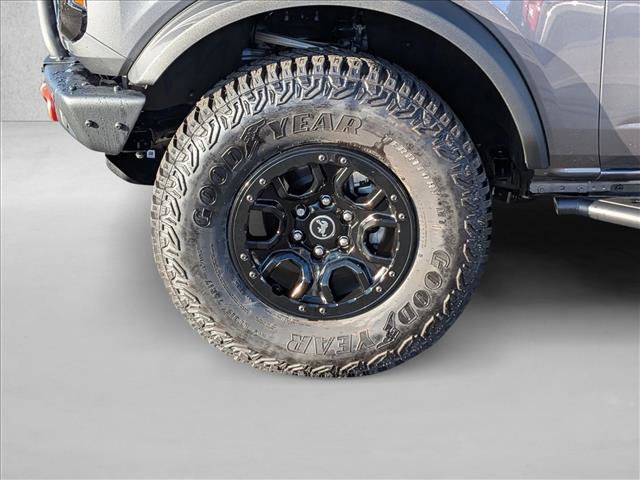 Used 2023 Ford Bronco Wildtrak image 24