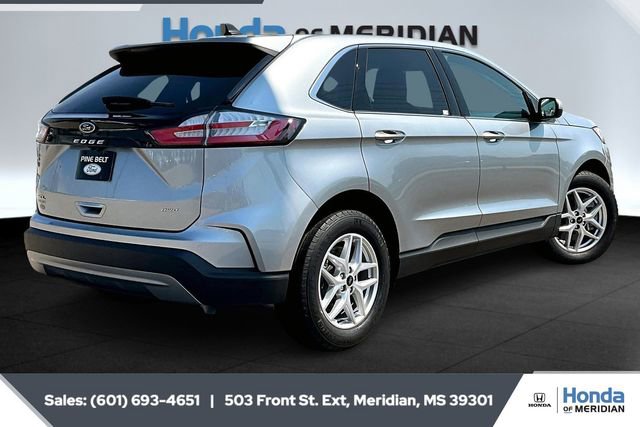 Used 2024 Ford Edge SEL image 11
