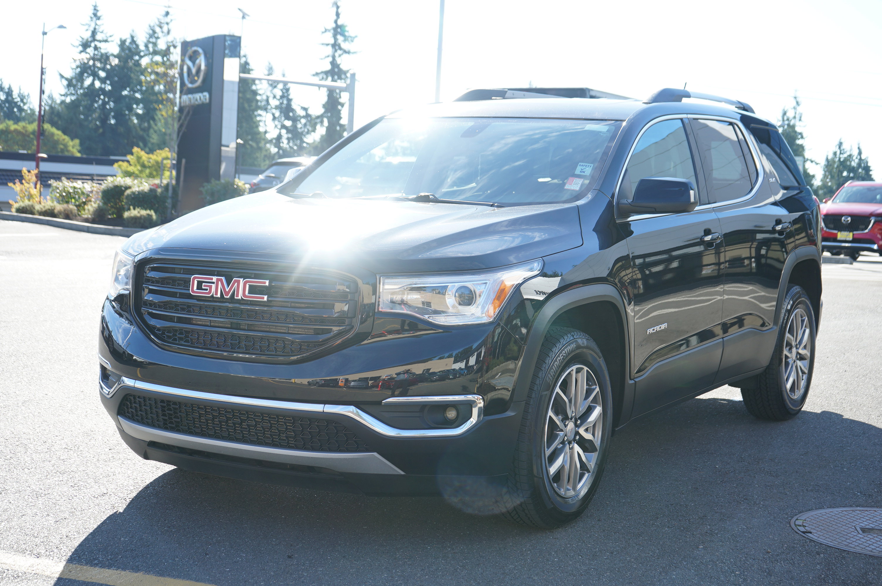 Used 2019 GMC Acadia SLE image 7