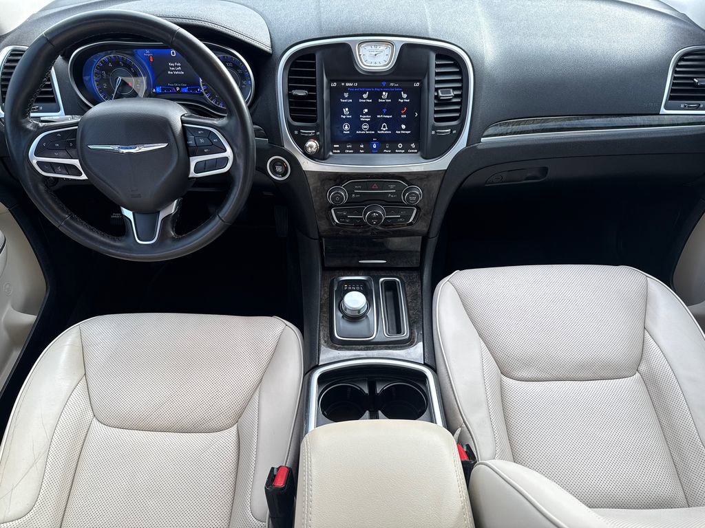 Used 2022 Chrysler 300 Touring L w/ Popular Equipment Group image 11