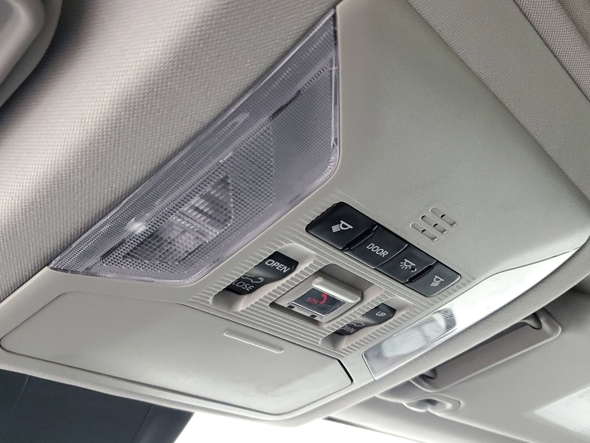 Used 2021 Toyota RAV4 XLE w/ Convenience Package image 42