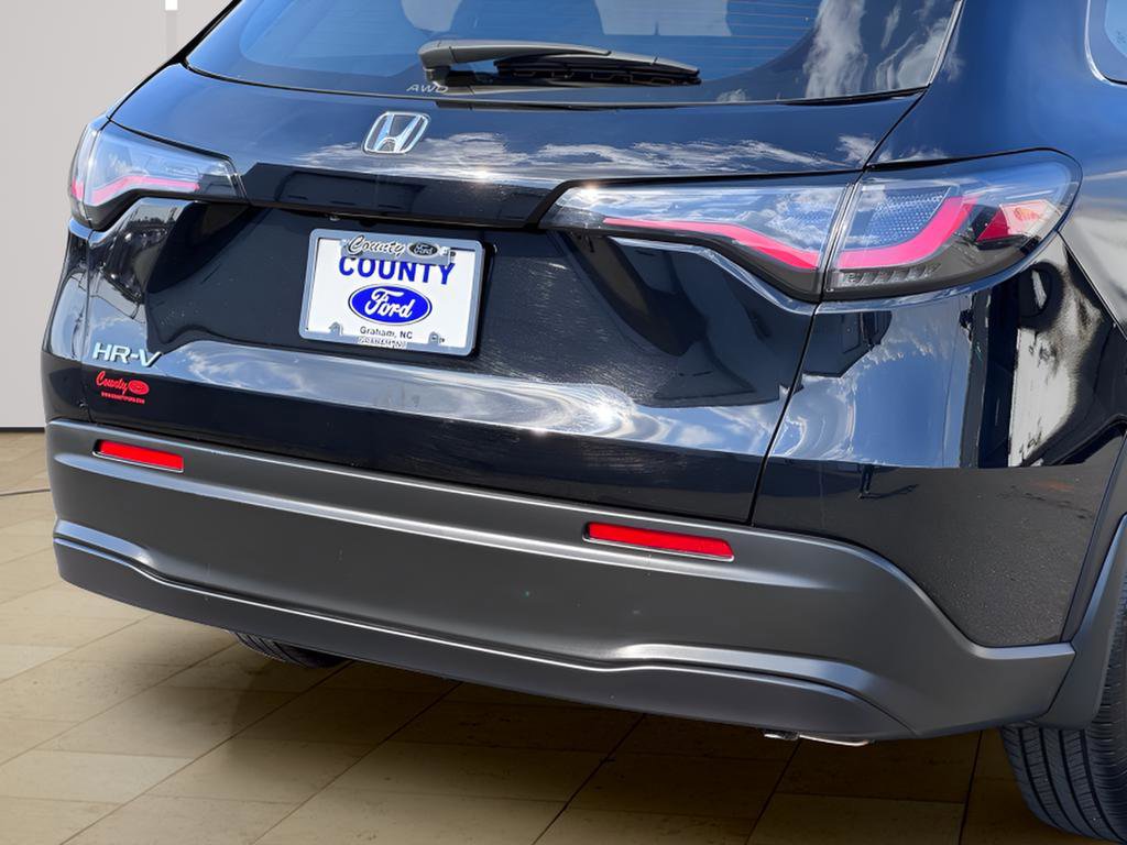 Used 2025 Honda HR-V LX image 38