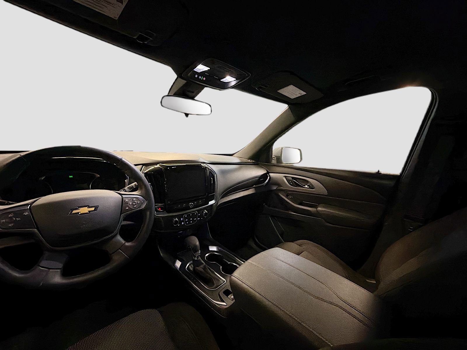 Used 2023 Chevrolet Traverse LT image 24