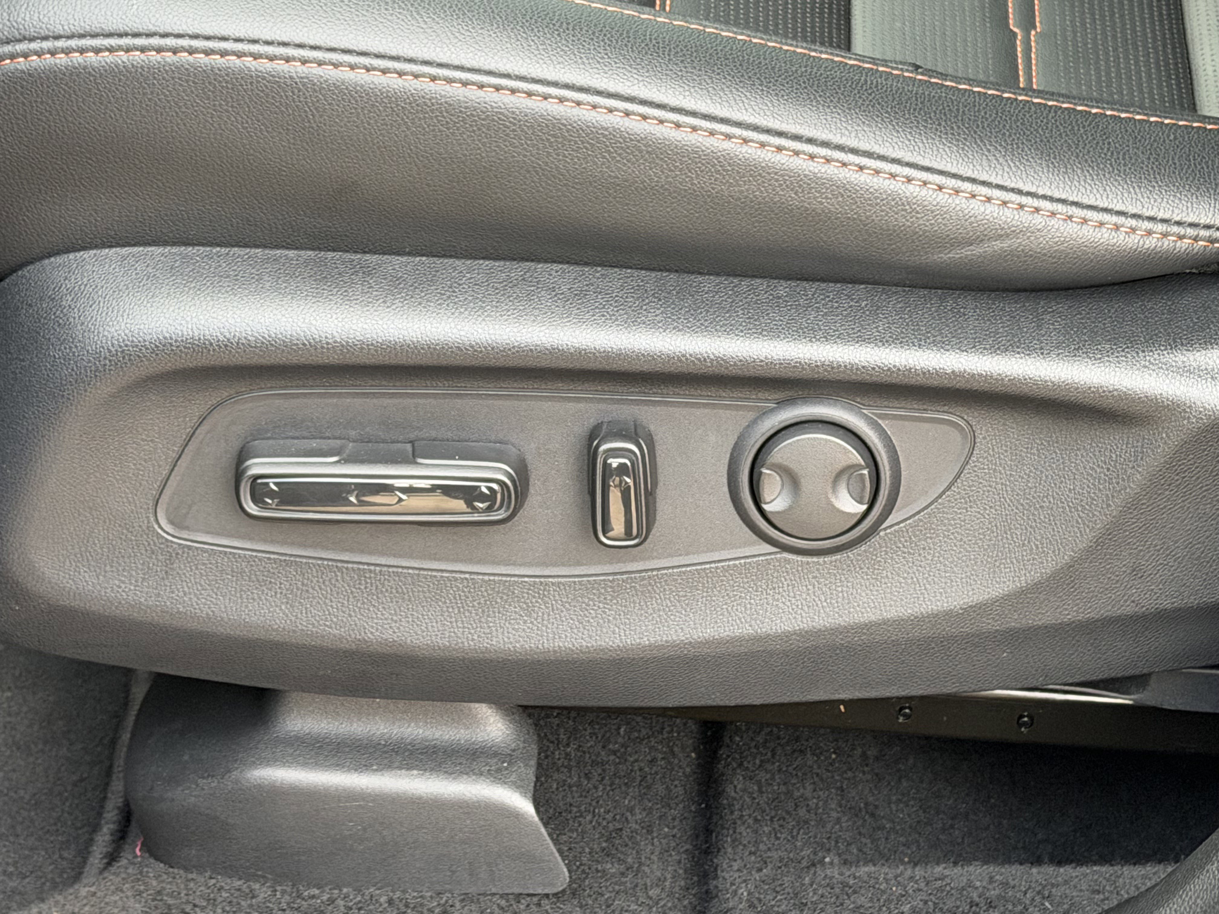 Used 2025 Honda CR-V Sport-L image 18