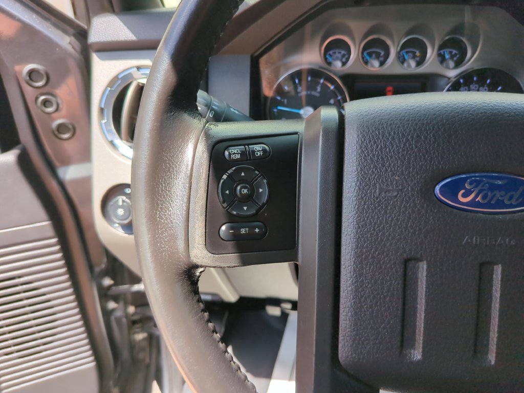 Used 2015 Ford F350 Lariat w/ Lariat Ultimate Package AWD/4WD image 33