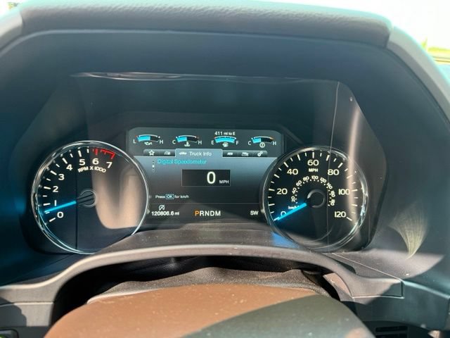 Certified 2017 Ford F150 King Ranch w/ Equipment Group 601A Luxury AWD/4WD image 25