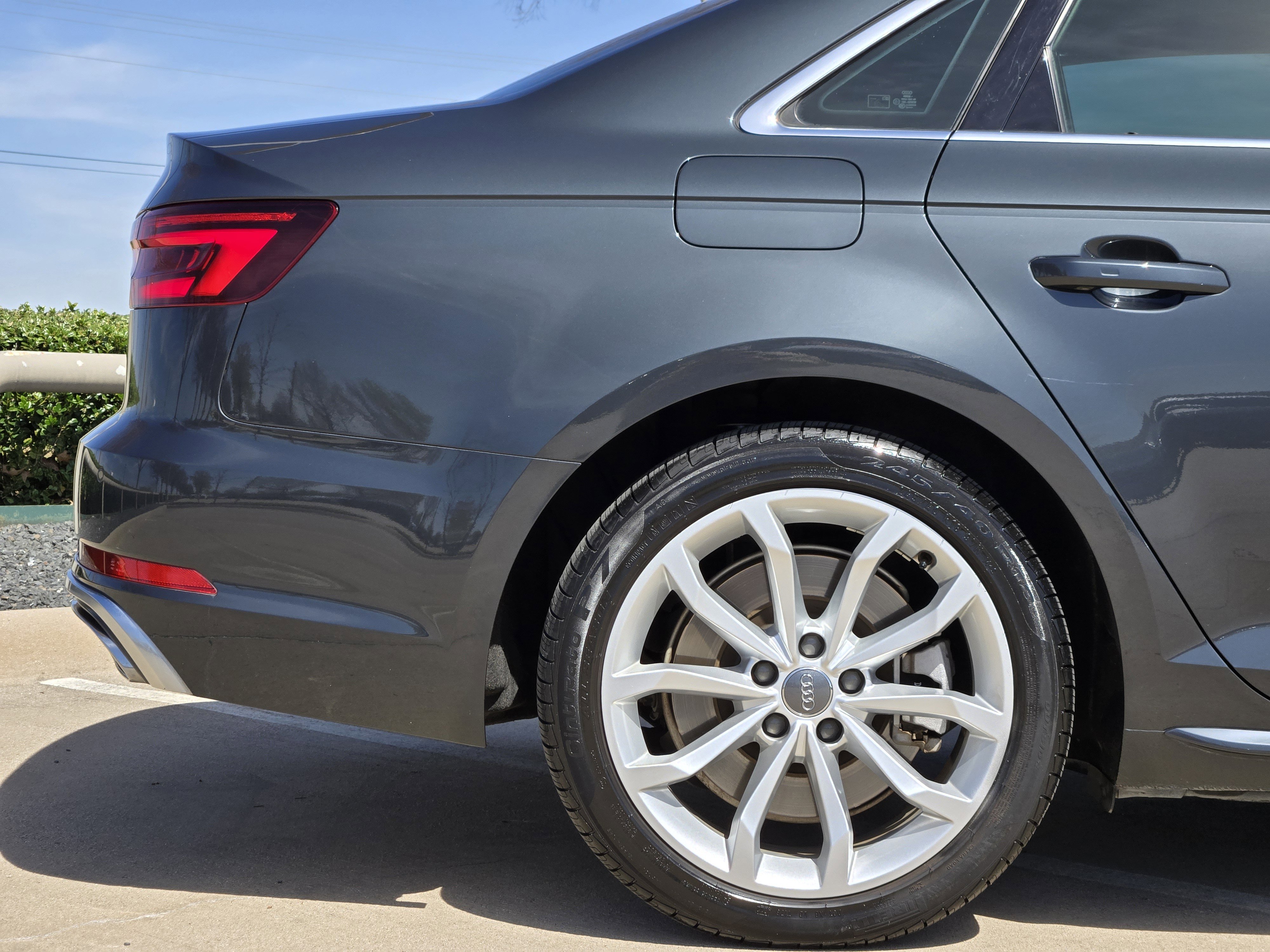 Used 2019 Audi A4 2.0T Premium Plus w/ Premium Plus Package image 6