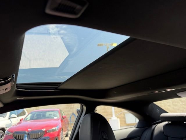 Used 2025 BMW 230i Coupe w/ Premium Package RWD image 23