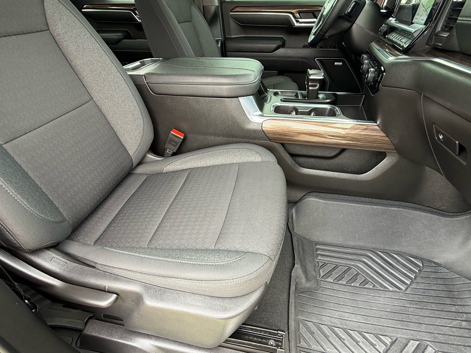Used 2025 Chevrolet Silverado 1500 RST image 10