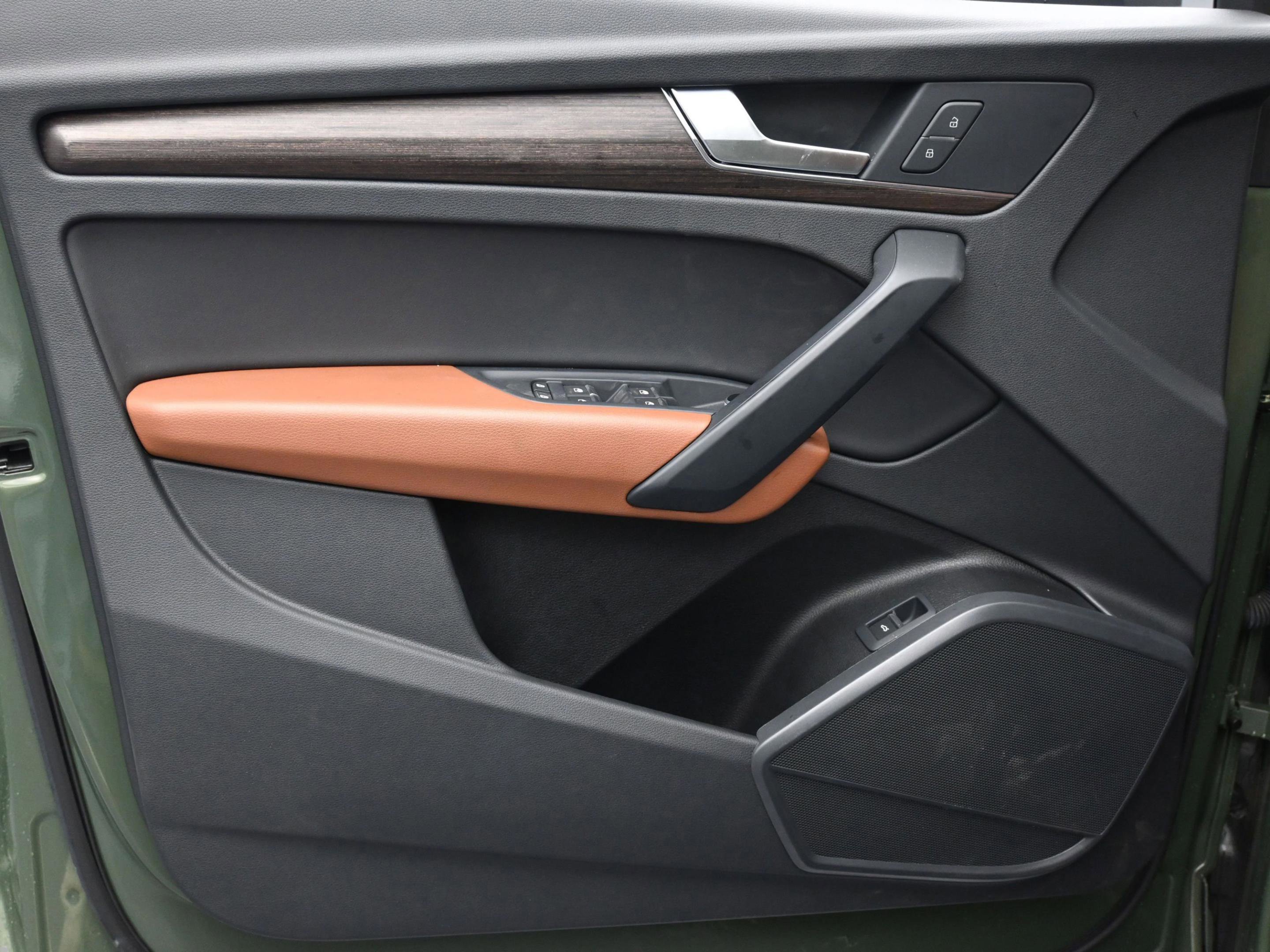 Used 2025 Audi Q5 2.0T Premium image 40