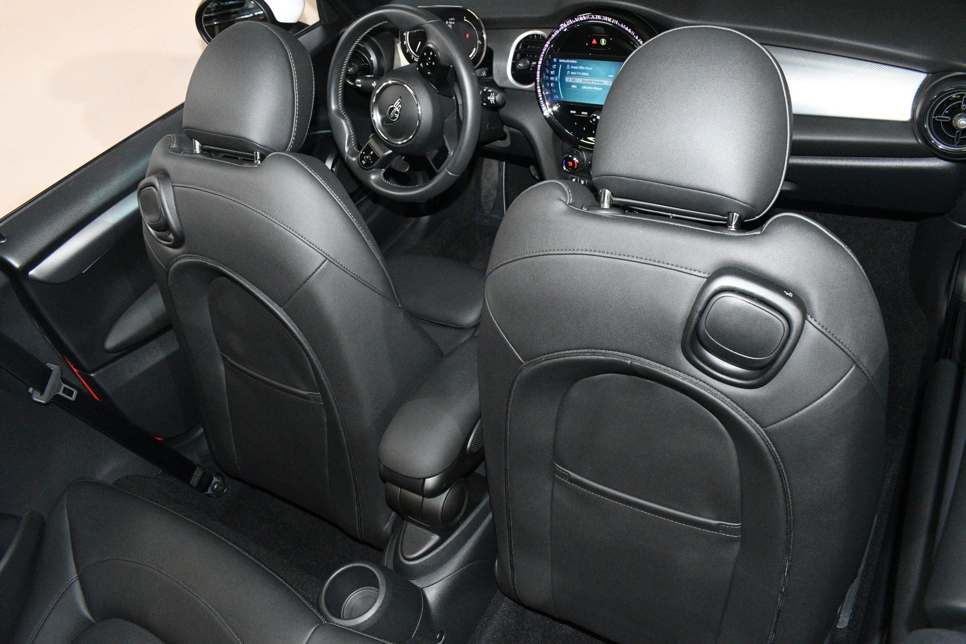 Used 2024 MINI Cooper S FWD image 16