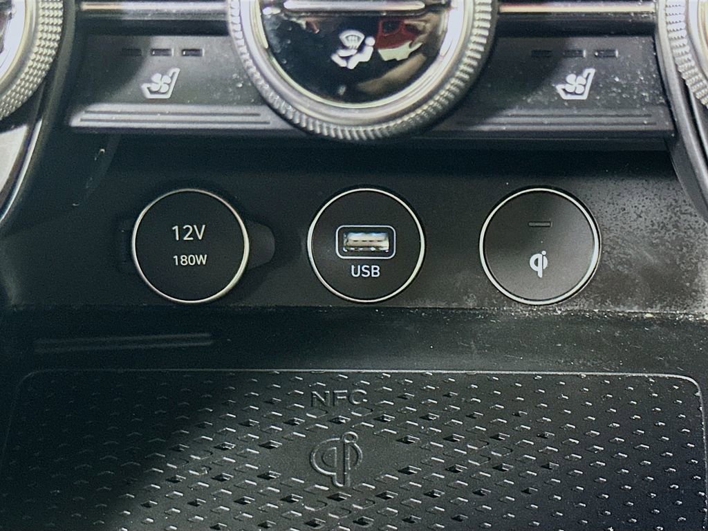 Used 2023 Genesis G70 3.3T w/ Sport Prestige Package image 31