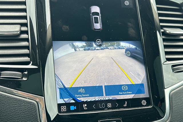 Certified 2023 Volvo XC90 T8 Plus image 23