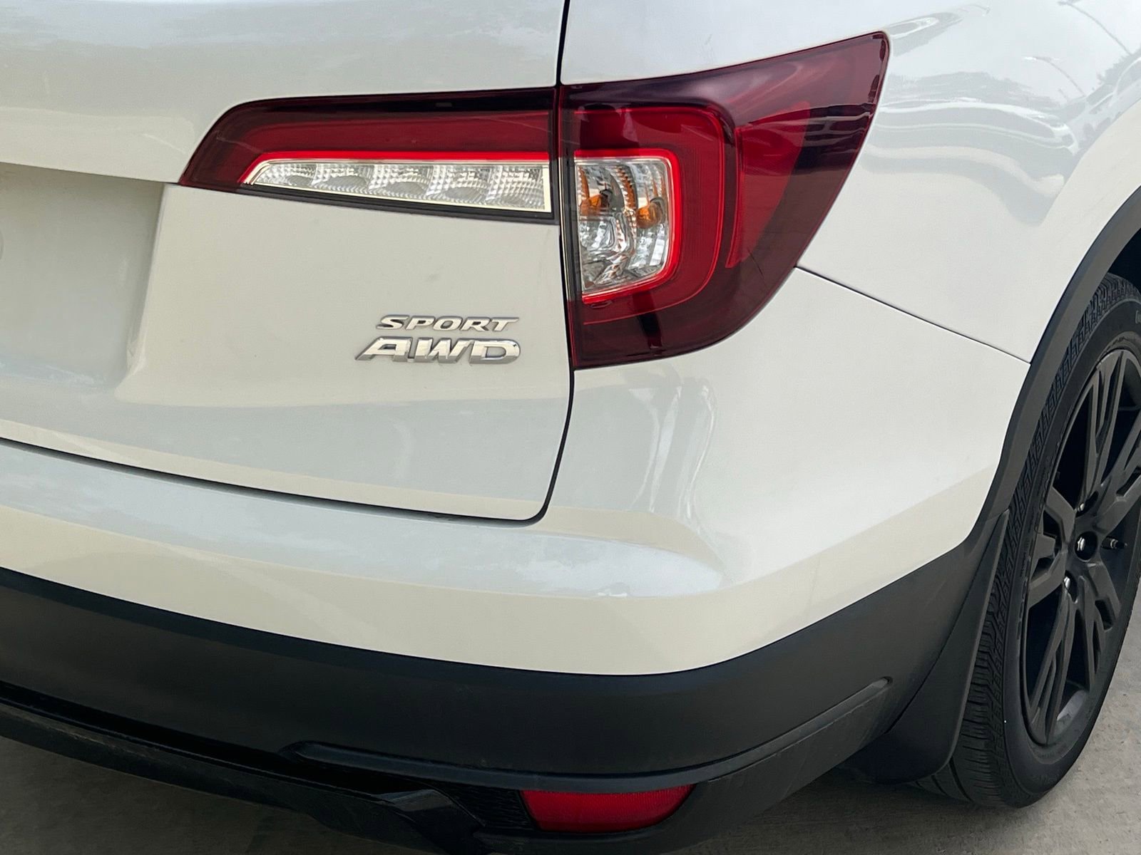 Used 2022 Honda Pilot Sport image 13