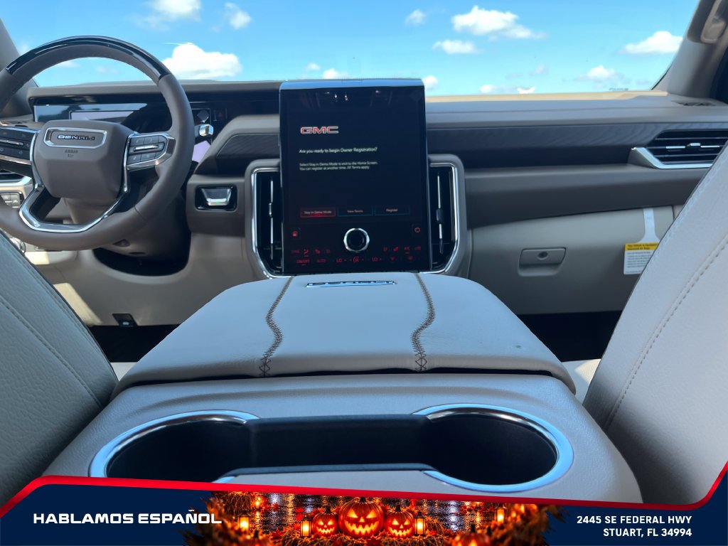 New 2026 GMC Yukon Denali w/ Denali Reserve Package AWD/4WD image 16