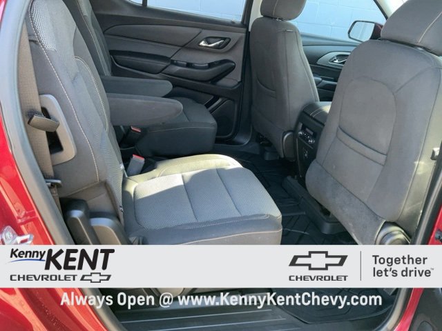 Used 2019 Chevrolet Traverse LT image 12