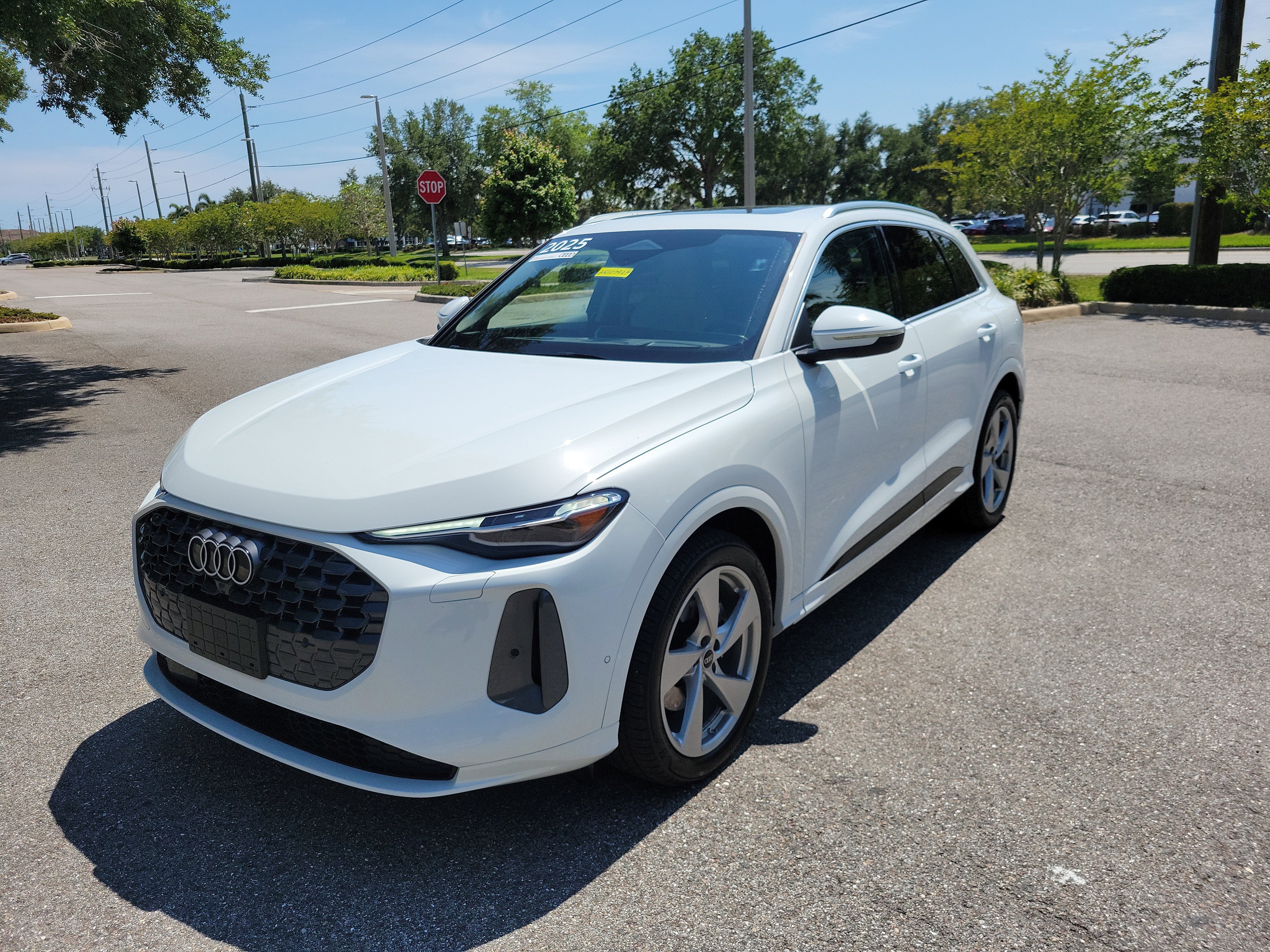 Certified 2025 Audi Q5 Prestige AWD/4WD image 8