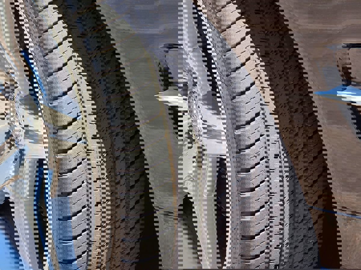 Used 2012 Mercedes-Benz SL 550 image 22