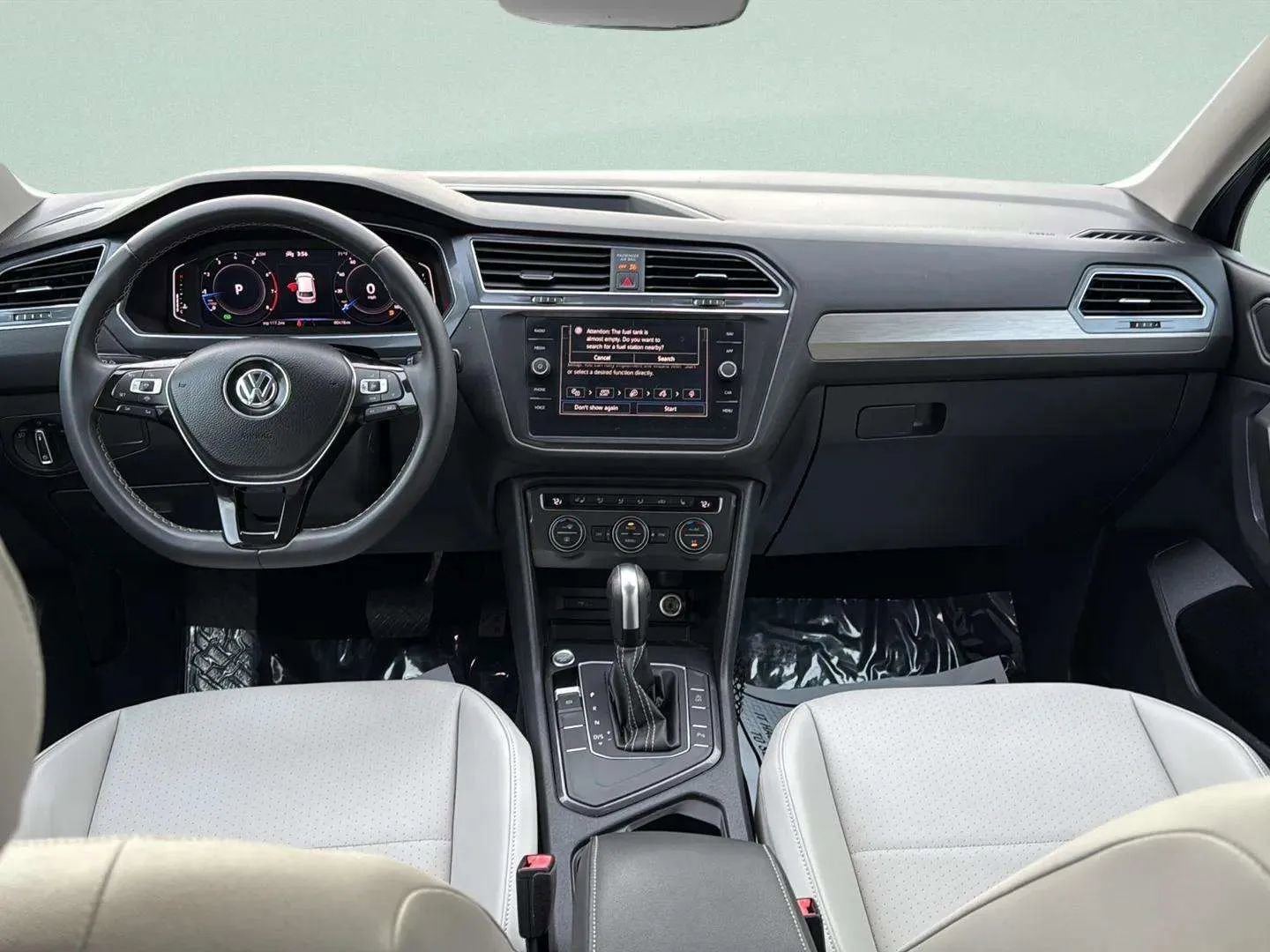 Used 2021 Volkswagen Tiguan SEL image 24