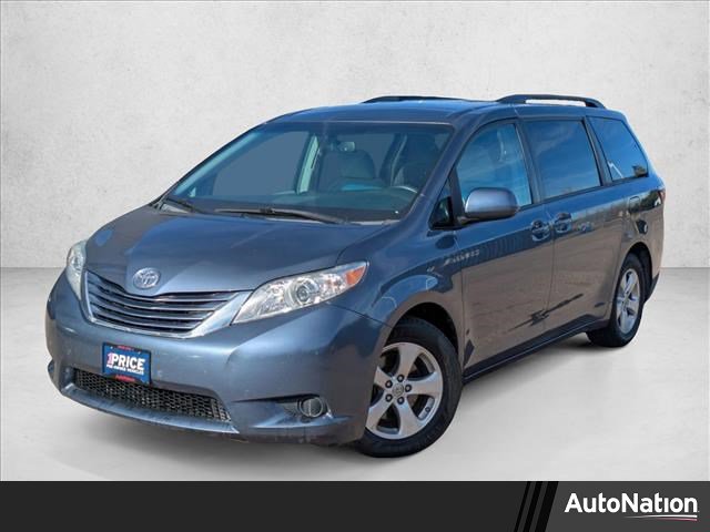 Used 2017 Toyota Sienna LE