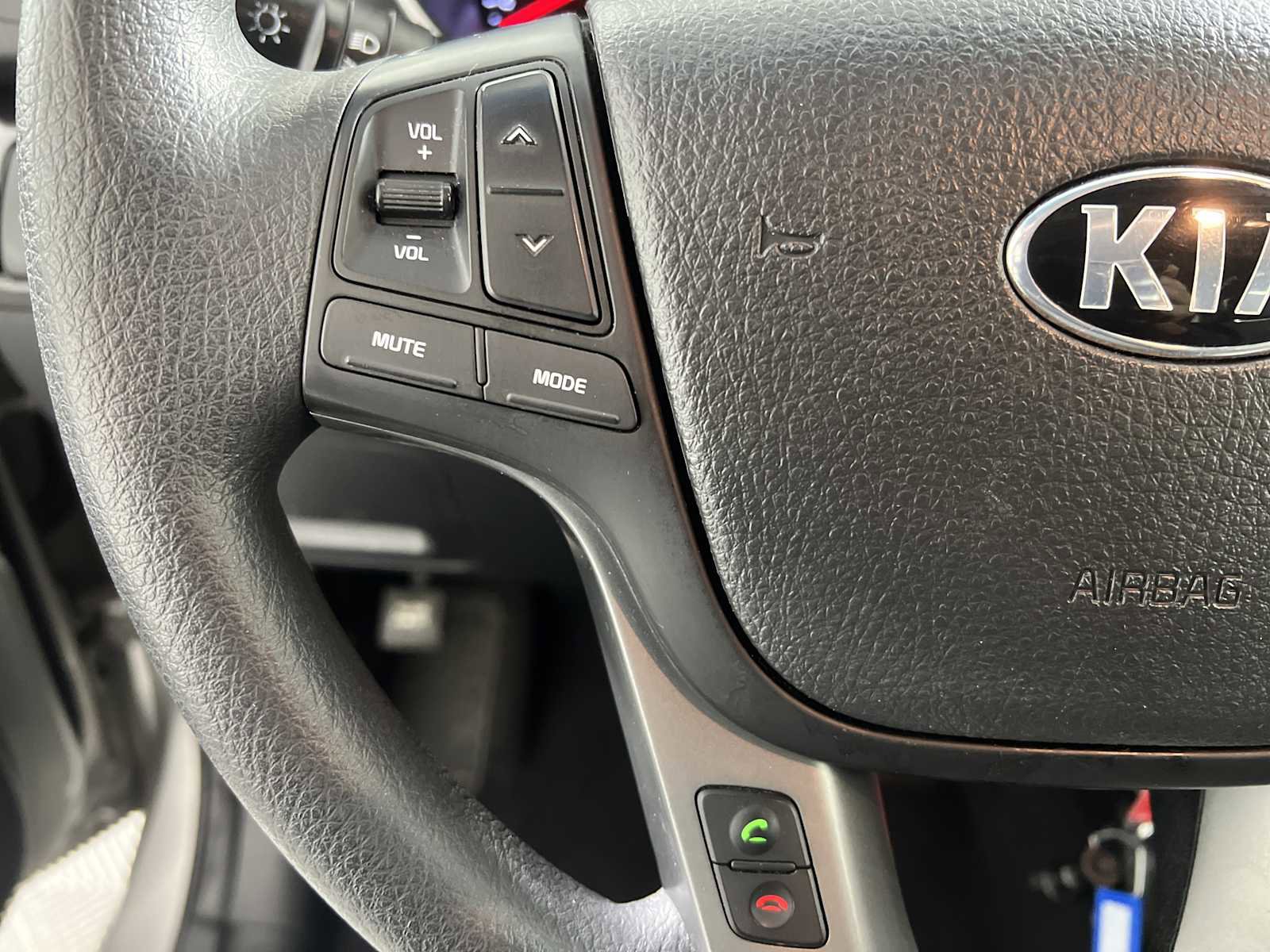 Used 2014 Kia Sorento LX image 7