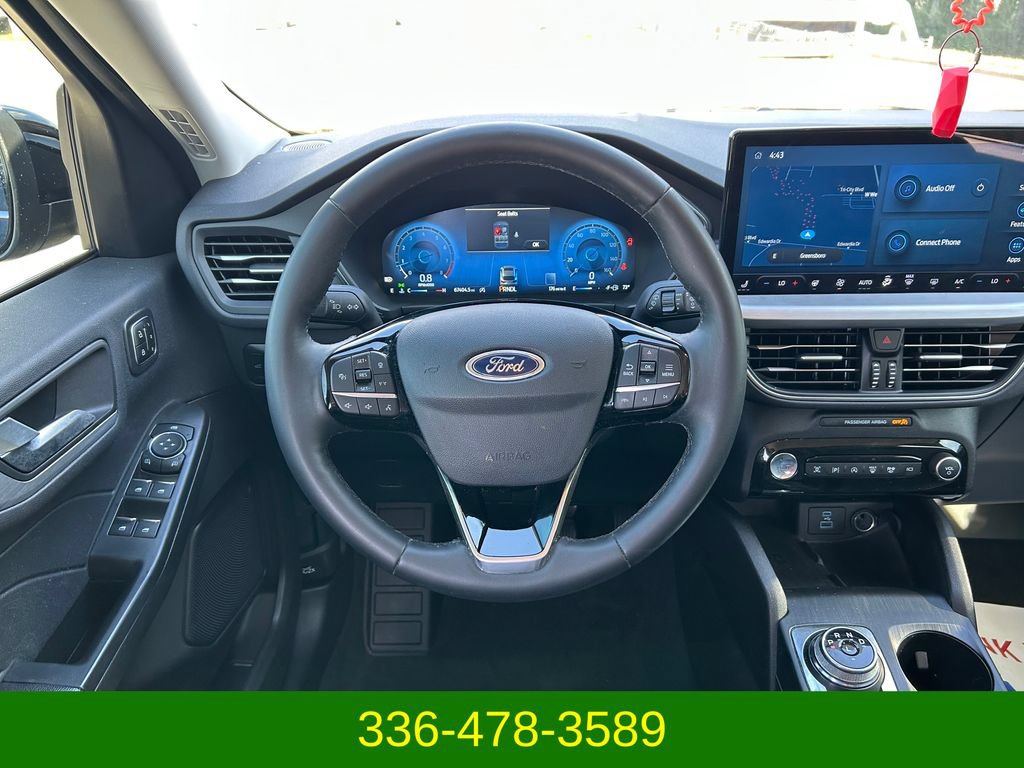 Used 2023 Ford Escape Platinum AWD/4WD image 14