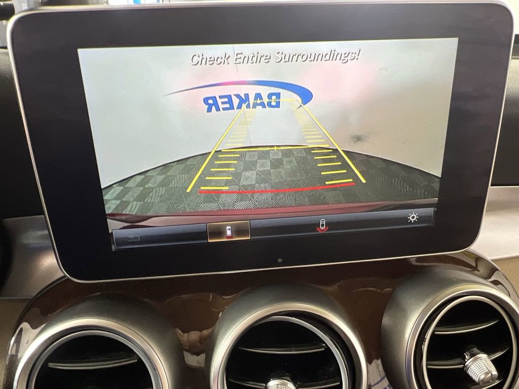 Used 2019 Mercedes-Benz GLC 300 4MATIC image 16