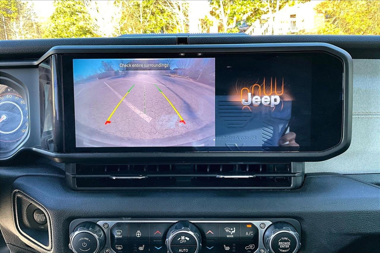 Certified 2024 Jeep Wrangler Willys image 13