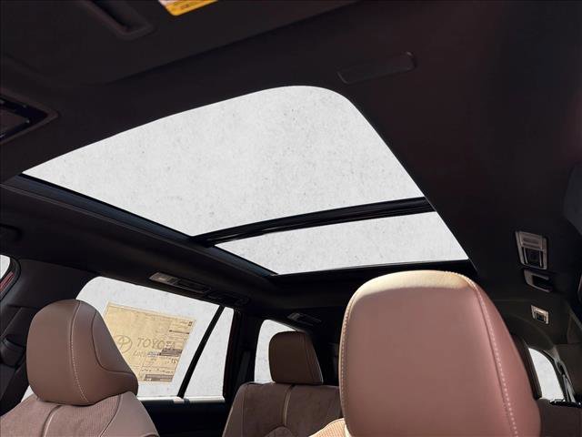 New 2026 Toyota Grand Highlander AWD Hybrid image 19