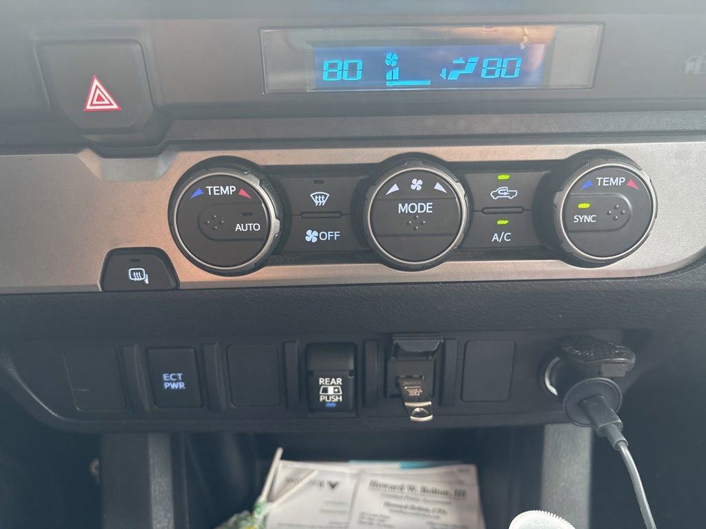Used 2021 Toyota Tacoma 2WD Double Cab image 16