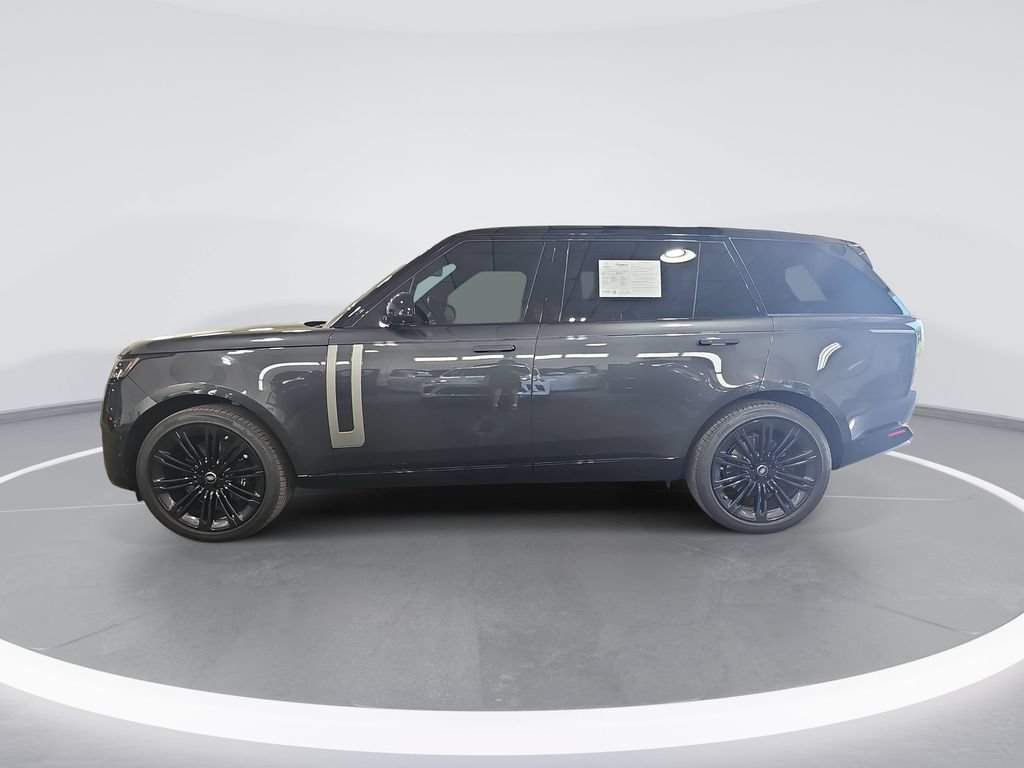 Used 2025 Land Rover Range Rover Long Wheelbase SE AWD/4WD image 7