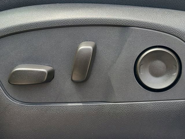 New 2026 Chevrolet Traverse LT image 23