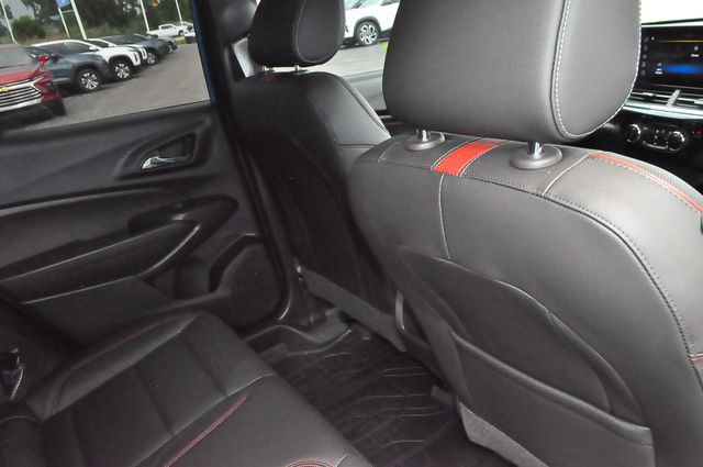 Used 2025 Chevrolet Trax RS w/ Driver Confidence Package FWD image 25
